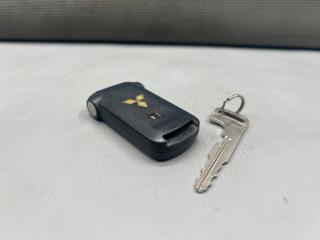 Ключ зажигания Mitsubishi DELICA D:5 CV1W, CV2W, CV4W, CV5W 4B12 5 ракурс