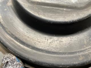 Кожух ступицы левый задний Toyota COROLLA RUMION ZRE152 2ZR 47882-12071 4 ракурс Кожух ступицы левый задний Toyota COROLLA RUMION ZRE152 2ZR 47882-12071 4 ракурс