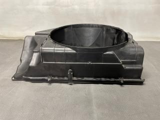 Диффузор радиатора Nissan CEDRIC Y34 VQ25 21476-AG000 5 ракурс Диффузор радиатора Nissan CEDRIC Y34 VQ25 21476-AG000 5 ракурс