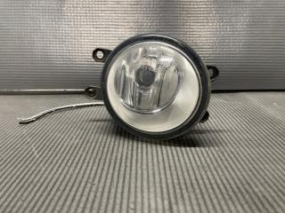 Запчасть туманка передняя правая Toyota AVENSIS