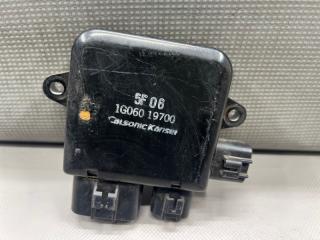Блок управления вентилятором охлаждения Mazda MPV LW3W L3 L3361515Y, 1G061 19700 2 ракурс