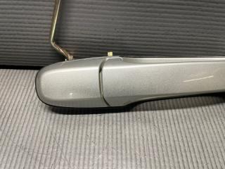 Ручка двери левая задняя Toyota ESTIMA ACR30 2AZ 69240-28100 2 ракурс