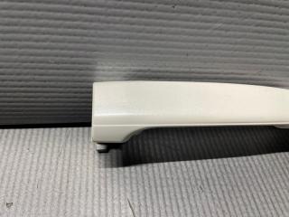 Ручка двери левая задняя Toyota VOXY AZR60, AZR65 1AZ 69213-28010-A0 2 ракурс