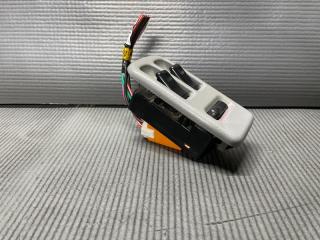 Пульт стеклоподъемника правый передний Mazda BONGO FRIENDEE SGLR, SG5W, SGEW, SGL5 WL-T S54N6635052 4 ракурс