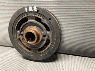 Шкив коленвала Toyota AVENSIS AZT250 1AZ 13470-28020 4 ракурс Шкив коленвала Toyota AVENSIS AZT250 1AZ 13470-28020 4 ракурс