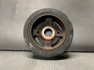 Шкив коленвала Toyota AVENSIS AZT250 1AZ 13470-28020 5 ракурс Шкив коленвала Toyota AVENSIS AZT250 1AZ 13470-28020 5 ракурс