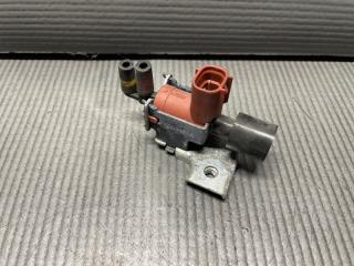 Вакуумный клапан Toyota AVENSIS AZT250 1AZ 2 ракурс