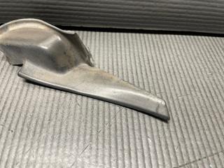 Уголок жабо левый Subaru LEGACY BP5 EJ20 91423 AG010 3 ракурс