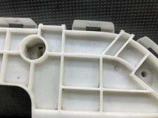 Крепление бампера правое переднее Toyota VOXY ZRR70 3ZR 52115-28140 3 ракурс