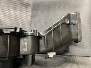 Мотор печки Subaru IMPREZA GG2 EJ15 72210FE000 2 ракурс Мотор печки Subaru IMPREZA GG2 EJ15 72210FE000 2 ракурс