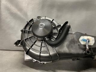 Мотор печки Subaru IMPREZA GG2 EJ15 72210FE000 3 ракурс Мотор печки Subaru IMPREZA GG2 EJ15 72210FE000 3 ракурс