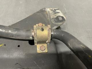 Балка под двс Mitsubishi DION CR6W 4G94 MR403173 3 ракурс Балка под двс Mitsubishi DION CR6W 4G94 MR403173 3 ракурс