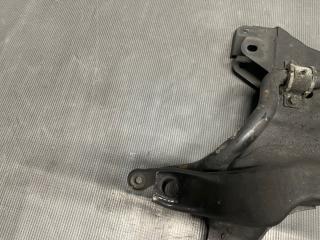 Балка под двс Mitsubishi DION CR6W 4G94 MR403173 5 ракурс Балка под двс Mitsubishi DION CR6W 4G94 MR403173 5 ракурс