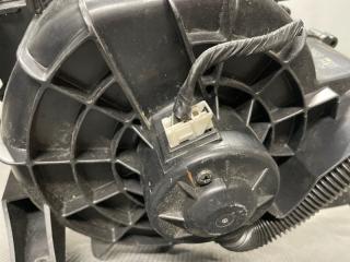 Мотор печки Subaru IMPREZA GG2 EJ15 72210FE000 5 ракурс Мотор печки Subaru IMPREZA GG2 EJ15 72210FE000 5 ракурс