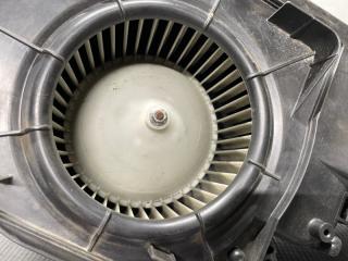 Мотор печки Subaru IMPREZA GG2 EJ15 72210FE000 2 ракурс Мотор печки Subaru IMPREZA GG2 EJ15 72210FE000 2 ракурс