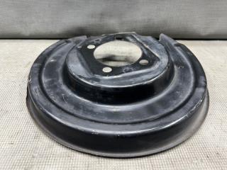 Кожух ступицы левый задний Toyota PRIUS ZVW30 2ZR 47882-12071 3 ракурс Кожух ступицы левый задний Toyota PRIUS ZVW30 2ZR 47882-12071 3 ракурс