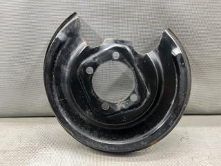 Кожух ступицы левый задний Toyota PRIUS ZVW30 2ZR 47882-12071 1 ракурс Кожух ступицы левый задний Toyota PRIUS ZVW30 2ZR 47882-12071 1 ракурс