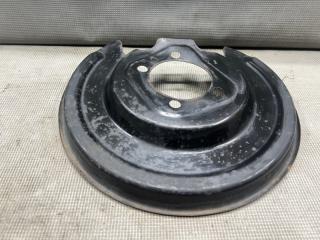 Кожух ступицы левый задний Toyota PRIUS ZVW30 2ZR 47882-12071 5 ракурс Кожух ступицы левый задний Toyota PRIUS ZVW30 2ZR 47882-12071 5 ракурс