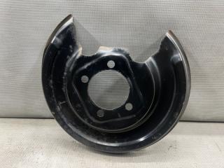 Кожух ступицы левый задний Toyota PRIUS ZVW30 2ZR 47882-12071 1 ракурс Кожух ступицы левый задний Toyota PRIUS ZVW30 2ZR 47882-12071 1 ракурс