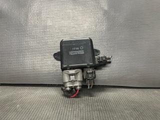 Запчасть блок управления вентилятором охлаждения Nissan ELGRAND