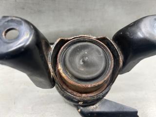 Подушка двигателя правая передняя Toyota ISIS ZGM11 3ZR 12305-37220 2 ракурс