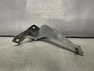 Подкрылок правый передний Toyota WISH ZNE10 1ZZ 52112-68010 4 ракурс