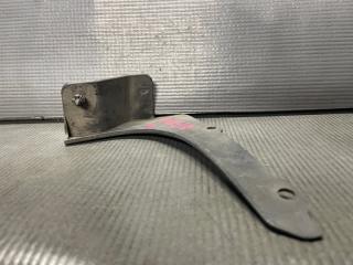 Подкрылок левый задний Toyota WISH ZNE10 1ZZ 52162-68010 4 ракурс