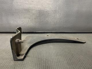 Подкрылок левый задний Toyota WISH ZNE10 1ZZ 52162-68010 2 ракурс