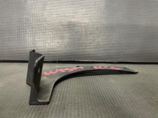 Подкрылок левый задний Toyota WISH ZNE10 1ZZ 52162-68010 2 ракурс