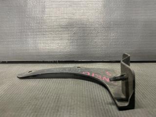 Подкрылок правый задний Toyota WISH ZNE10 1ZZ 52161-68010 2 ракурс