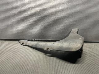 Подкрылок правый задний Toyota WISH ZNE10 1ZZ 52161-68010 5 ракурс