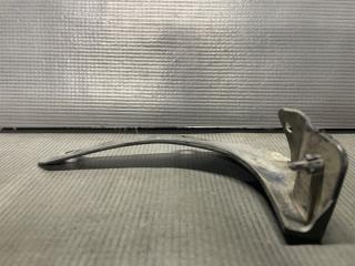 Подкрылок правый задний Toyota WISH ZNE10 1ZZ 52161-68010 2 ракурс