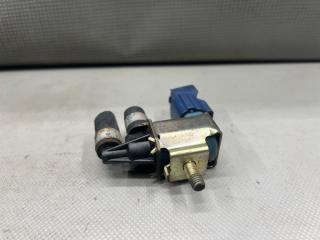 Вакуумный клапан Nissan TINO V10 QG18 14930AH100, FDBD100 4 ракурс Вакуумный клапан Nissan TINO V10 QG18 14930AH100, FDBD100 4 ракурс