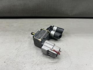Вакуумный клапан Nissan NOTE E12 HR12 K5T48474 1 ракурс