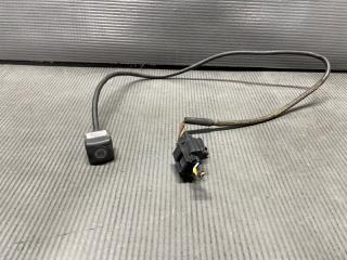 Камера переднего вида Nissan ELGRAND