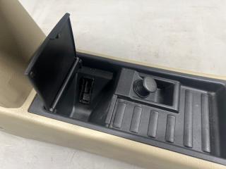 Бардачок между сиденьями Nissan TIIDA, TIIDA LATIO C11, NC11, JC11, SC11, SNC11, SJC11 HR15 96912-ED000 3 ракурс