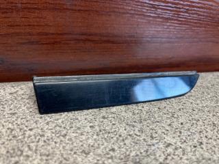 Заглушка полоза сдвижной двери левая задняя Toyota ALPHARD ANH10, ANH15, MNH10, MNH15 2AZ 68374-58010 2 ракурс
