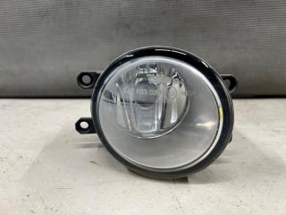 Запчасть туманка передняя правая Toyota RACTIS