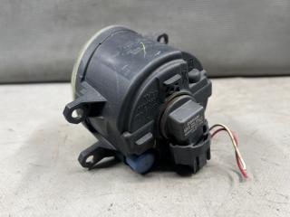 Туманка левая передняя Toyota IST NCP110, NCP115, ZSP110 1NZ 812200D041, A044633 4 ракурс