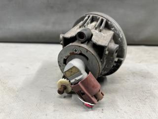 Туманка правая передняя Toyota VITZ SCP10, NCP10, NCP13, NCP15 1SZ 81211-52050, 52-040 3 ракурс