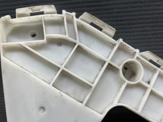 Крепление бампера левое переднее Toyota VOXY ZRR70 3ZR 52116-28140 2 ракурс
