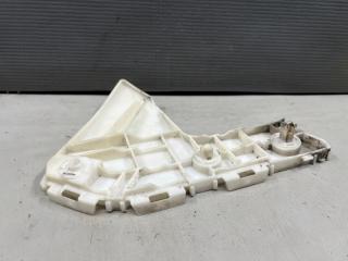 Крепление бампера левое переднее Toyota VOXY ZRR70 3ZR 52116-28140 5 ракурс