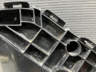 Крепление бампера левое переднее Toyota VOXY ZRR70 3ZR 52116-28160 2 ракурс