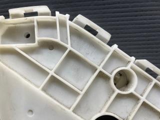 Крепление бампера левое переднее Toyota VOXY ZRR70 3ZR 52116-28140 2 ракурс