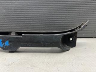 Крепление бампера правое переднее Toyota ISIS ZNM10 1ZZ 52115-44070 2 ракурс