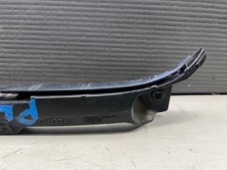 Крепление бампера правое переднее Toyota ISIS ZNM10 1ZZ 52115-44070 2 ракурс