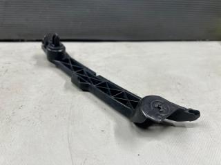 Крепление бампера левое переднее Toyota ISIS ZNM10 1ZZ 52116-44070 5 ракурс