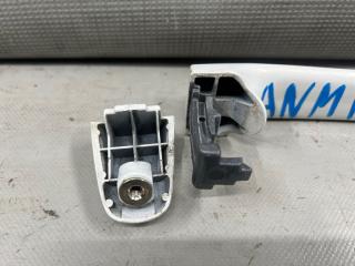 Ручка двери левая задняя Toyota ISIS ZNM10, ANM10, ANM15 1ZZ 4 ракурс Ручка двери левая задняя Toyota ISIS ZNM10, ANM10, ANM15 1ZZ 4 ракурс