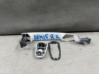 Ручка двери правая задняя Toyota ISIS ZNM10, ANM10, ANM15 1ZZ 4 ракурс Ручка двери правая задняя Toyota ISIS ZNM10, ANM10, ANM15 1ZZ 4 ракурс