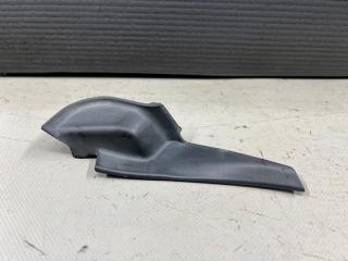 Уголок жабо левый Subaru LEGACY